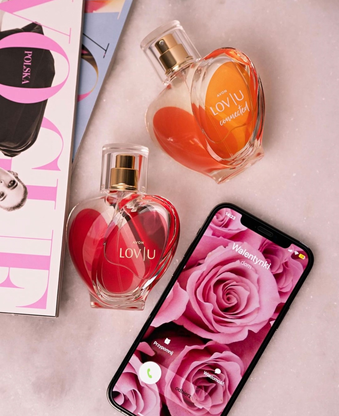 /pics/avon_lov_u_connected_1.jpg