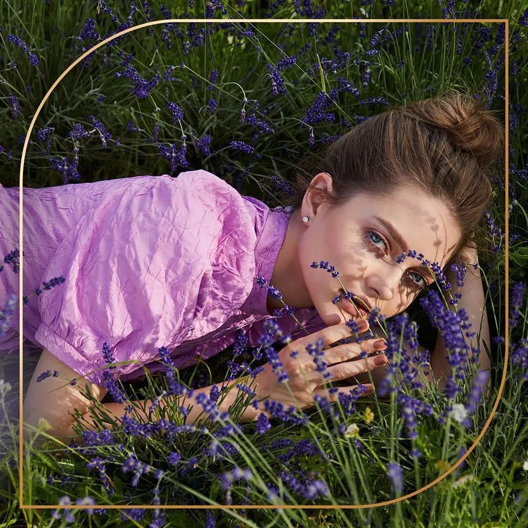 /pics/parfyumernaya-voda-local-nature-by-avon-collections-lavender-dlya-nee-50-ml-.jpg